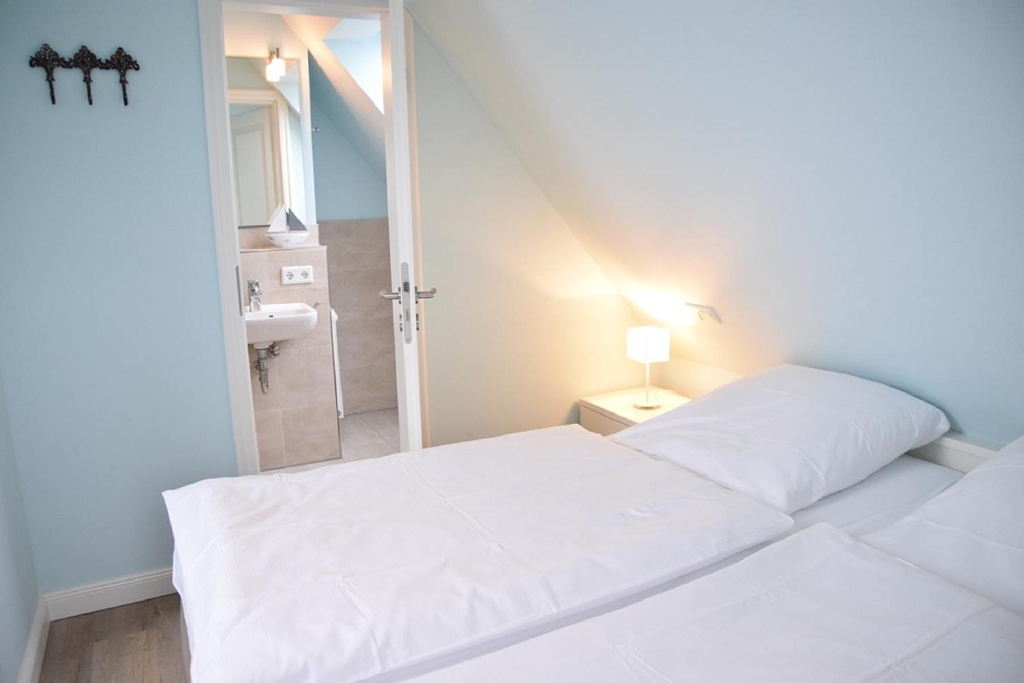 Apartment Norderstrasse 55c, W11, Dg, Sundowner